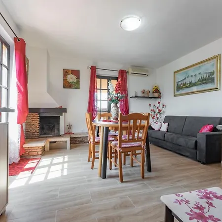 Grazia Tatil Evi Capitana
